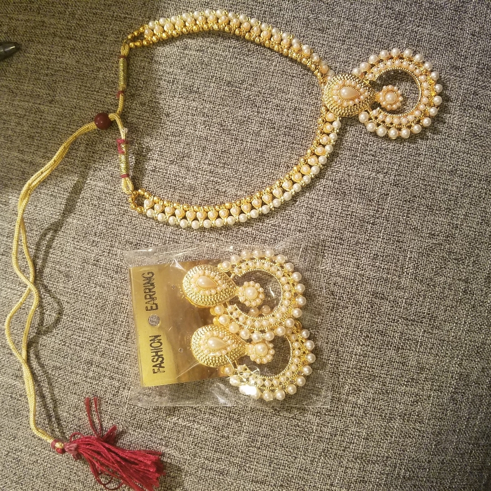 Golden pearl necklace and earring set